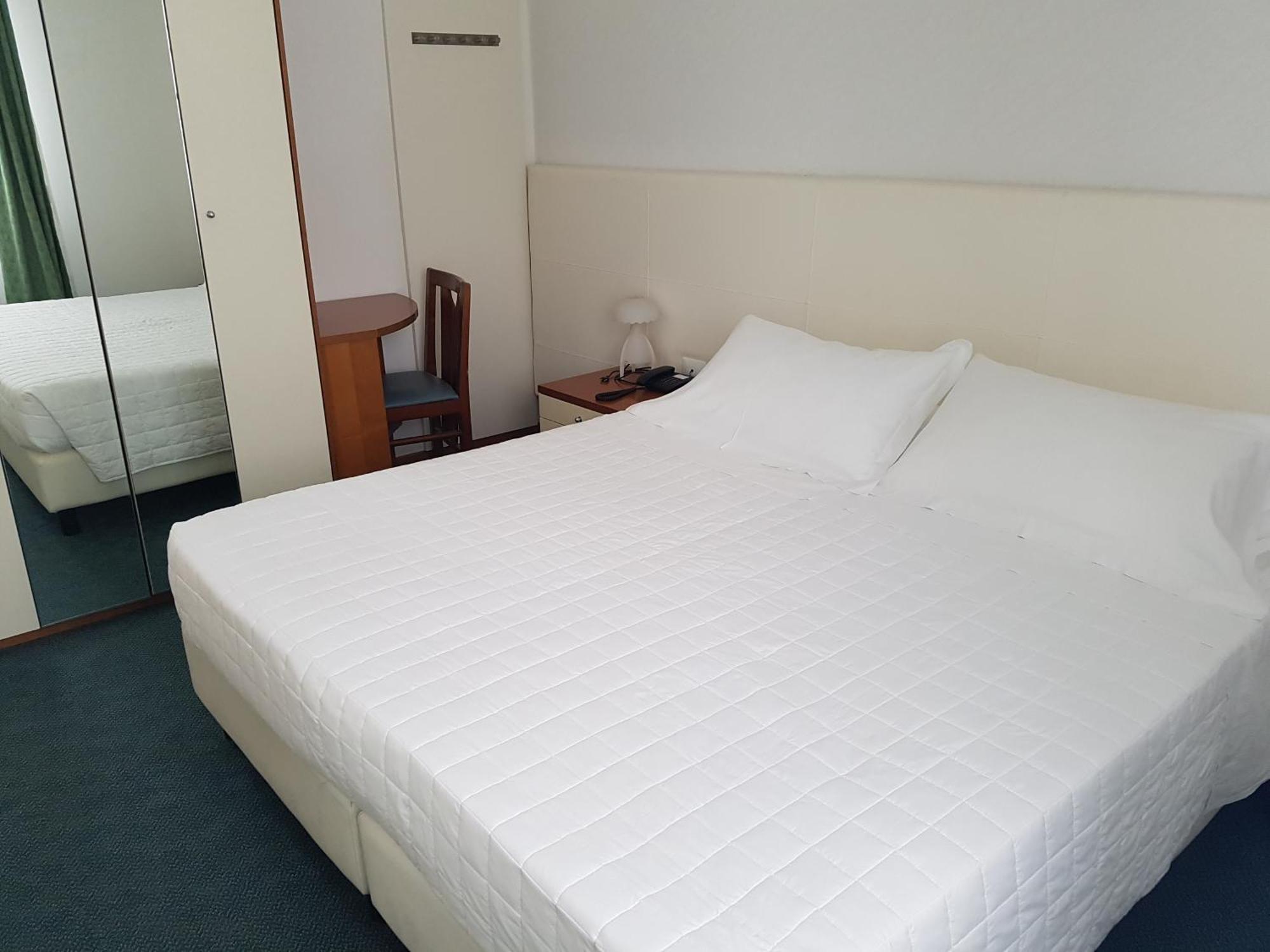 Hotel Sorriso Milano Marittima Bagian luar foto