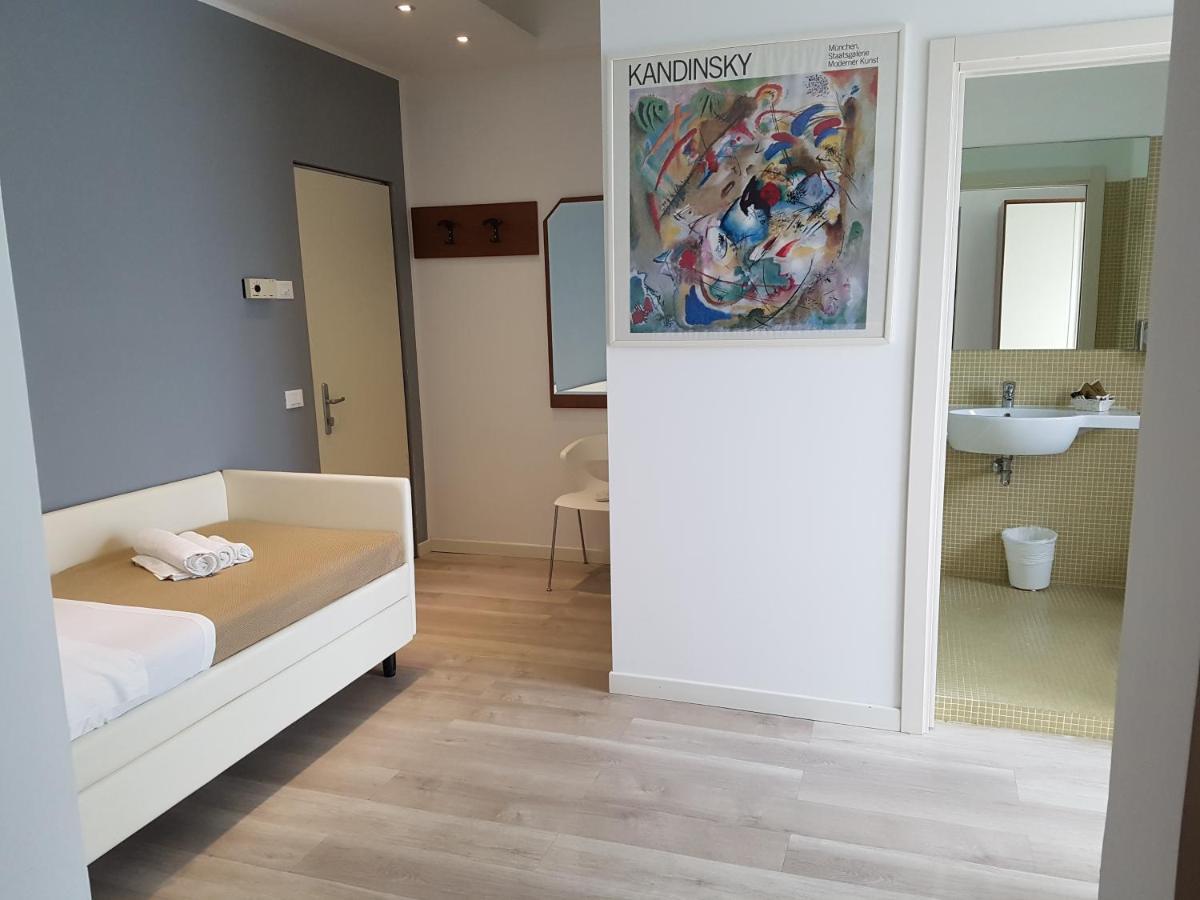 Hotel Sorriso Milano Marittima Bagian luar foto