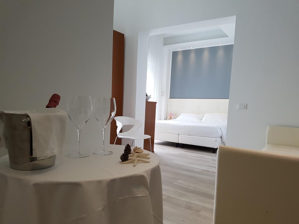 Hotel Sorriso Milano Marittima Bagian luar foto
