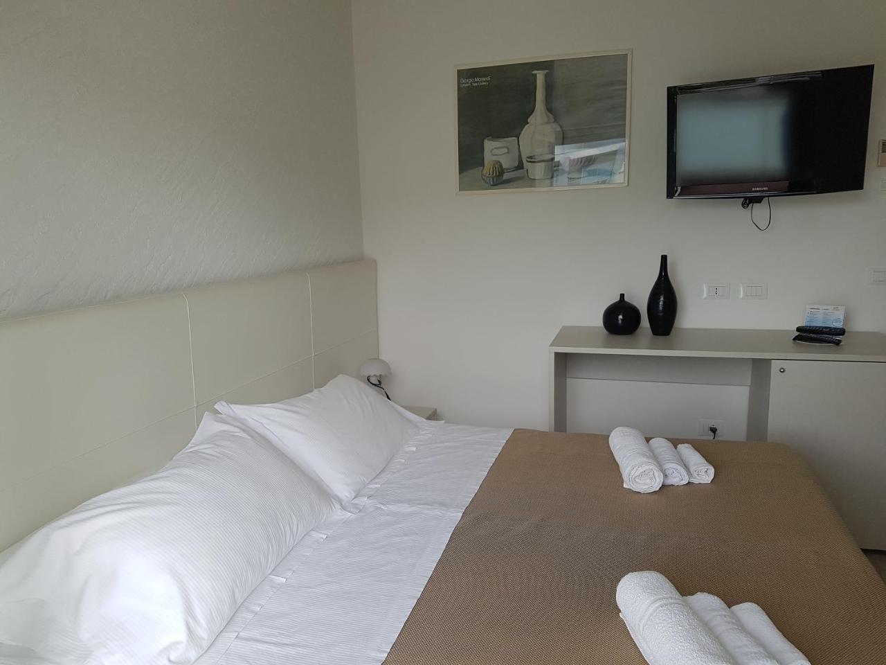 Hotel Sorriso Milano Marittima Bagian luar foto
